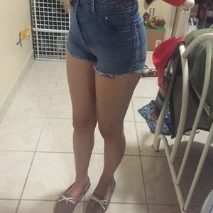 Super high waisted stretchy denim shorts