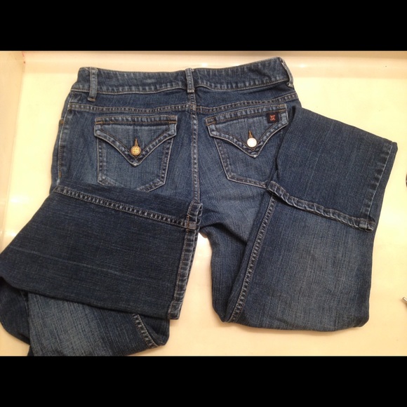 Simply Vera Vera Wang Jeans. Open to offers!