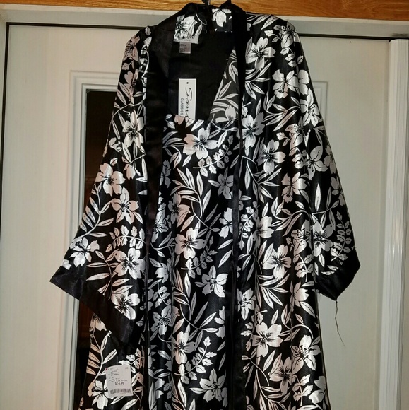 Nightie with matching robe
