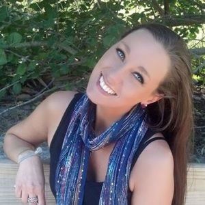 Meet your Posher, Gina