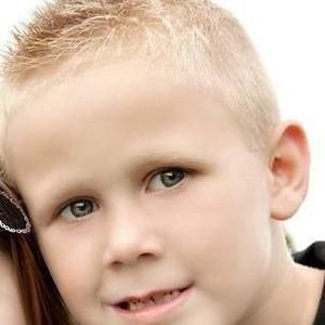 Meet your Posher, Nora