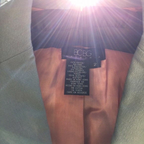 BCBG tailored Blazer - Picture 2 of 4