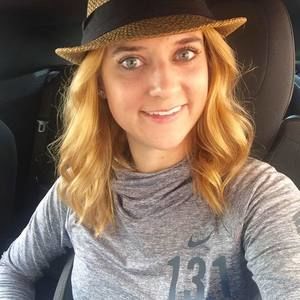 Meet your Posher, Caroline