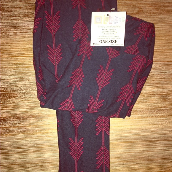Lularoe Arrow One Size Leggings