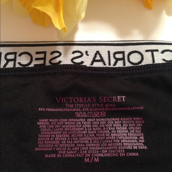 NWT Victoria's Secret Bikini Bottom Itsy - Picture 3 of 4