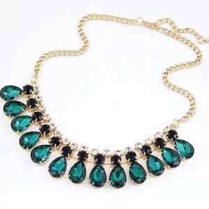 Green Crystal Bib Fashion Statement Necklace Green Crystal Bib Fashion Statement Necklace