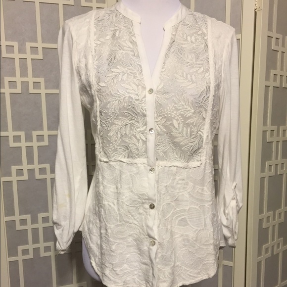 TINY (anthropologie) White Top w/ Silver Thread