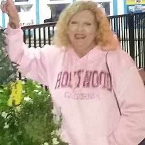 Meet your Posher, Becky