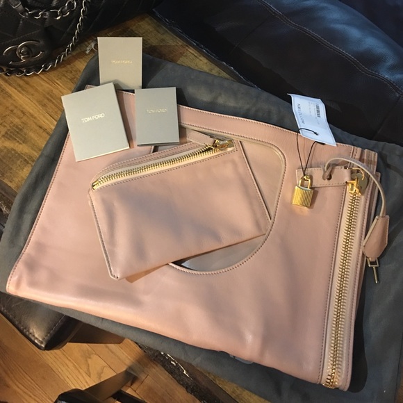 *ON HOLD*NWT Tom Ford Alix Padlock/Zip Bag - Picture 4 of 4
