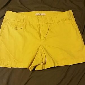 Ann Taylor Loft yellow shorts sz 6