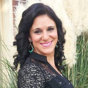 Meet your Posher, Fatima