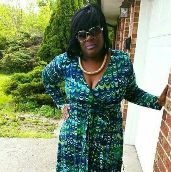 Meet your Posher, Vera - Picture 2 of 2