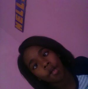 Meet your Posher, Chanel