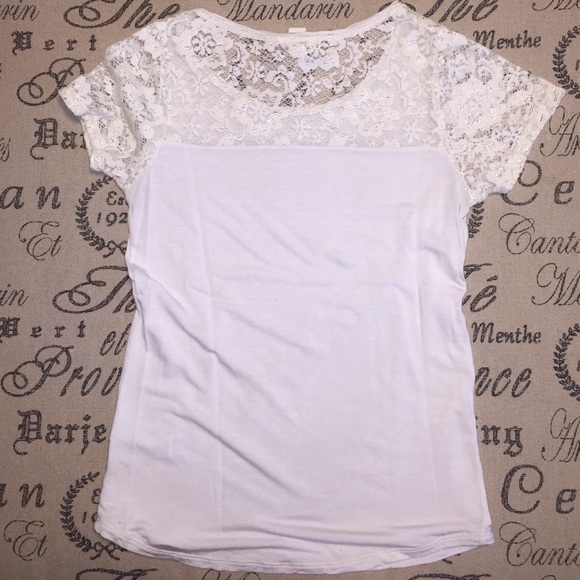 Ivory Lace Top - Picture 3 of 4