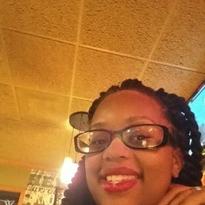 Meet your Posher, Tanielle