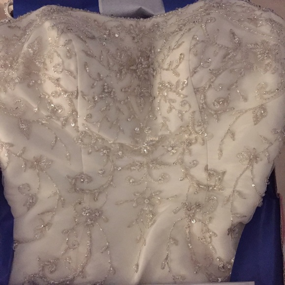 Mori Lee Bridal Gown - fit and flare - Picture 3 of 4