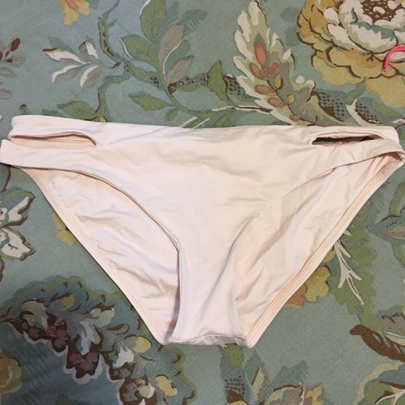 L*Space Estella bikini bottom size large