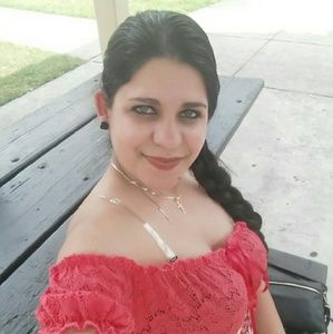 Meet your Posher, Lizandra