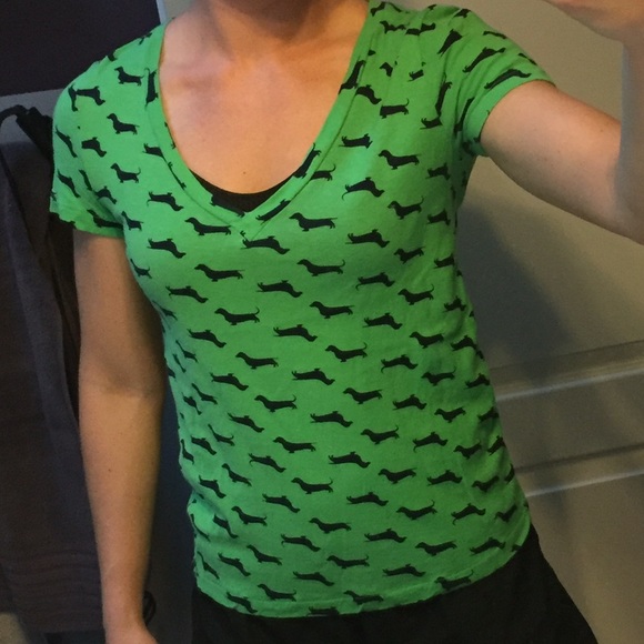 Green Weiner Dog T-Shirt - Picture 4 of 4