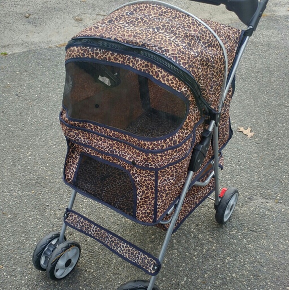 Leopard pet stroller
