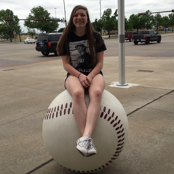 Meet your Posher, Malia