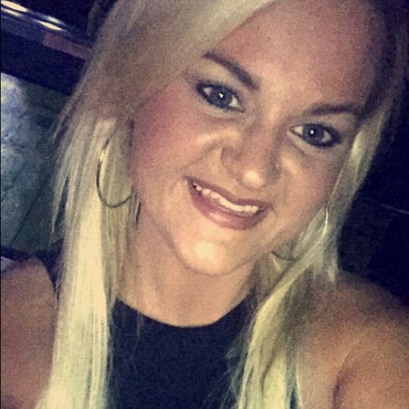 Meet your Posher, Kaitlyn