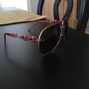 Gucci Dark Red Marina Chain Aviator Sunglasses