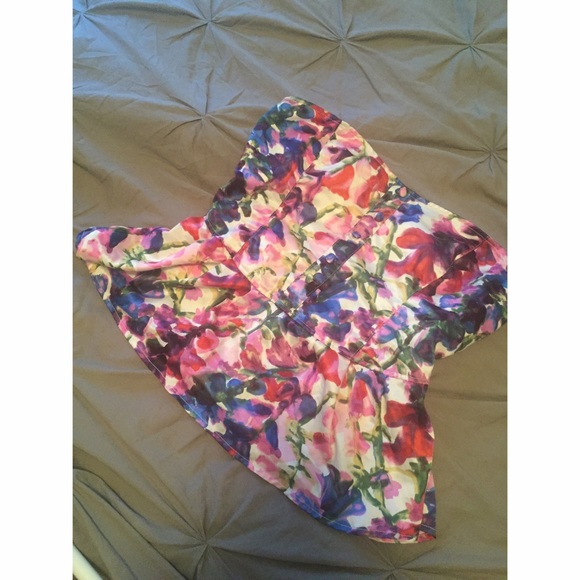 Forever 21 Colorful Strapless Peplum Top