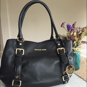 AUTHENTIC Michael Kors purse