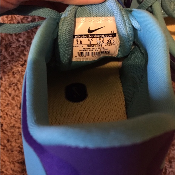 Great Shape! Worn only once, too small for me - Picture 4 of 4