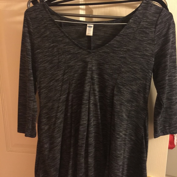 Maternity old navy top
