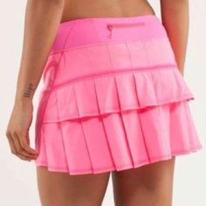 Lululemon pace setter skirt