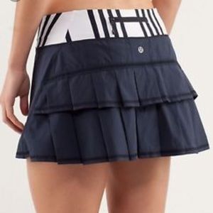 Lululemon pace setter skirt
