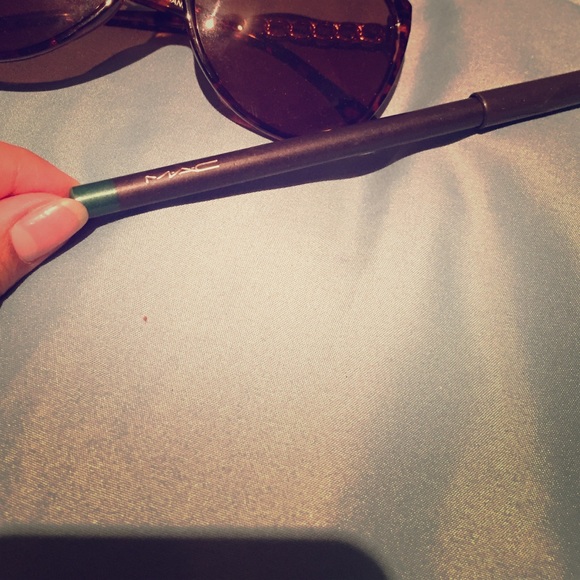 Mac eye kohl (minted)