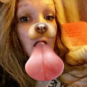 Meet your Posher, Aimee