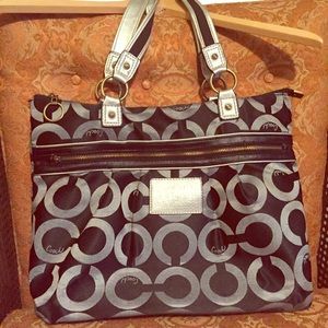 Fashionable Purse 💕