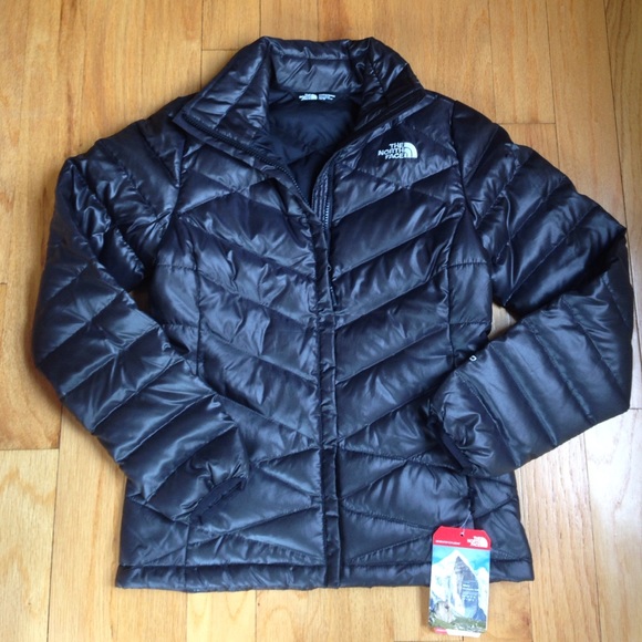 The North Face Jackets & Blazers - ✨HP✨Womens north face concagua puffer jacket