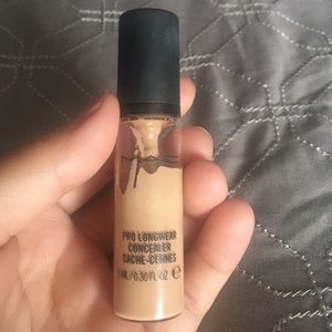 MAC Pro Longwear Concealer