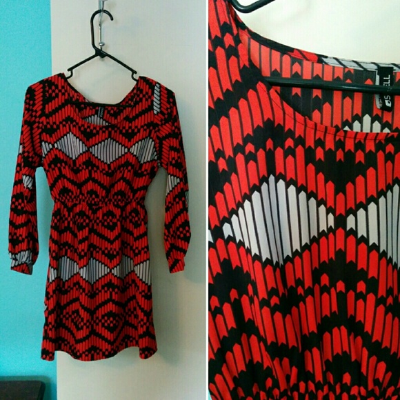 Swell Dress! - Picture 4 of 4