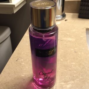 VS coconut sky body mist