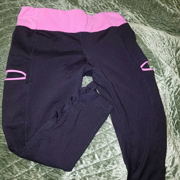 Calvin Klein capri workout pants size Medium