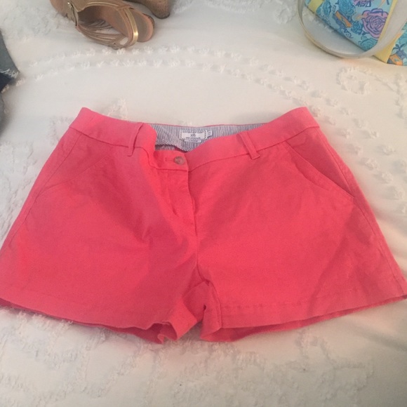 Worn once southern tide shorts!!