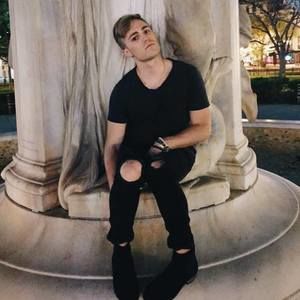 Meet your Posher, Eddie