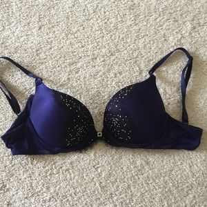 Victoria's Secret Miraculous Plunge Bra