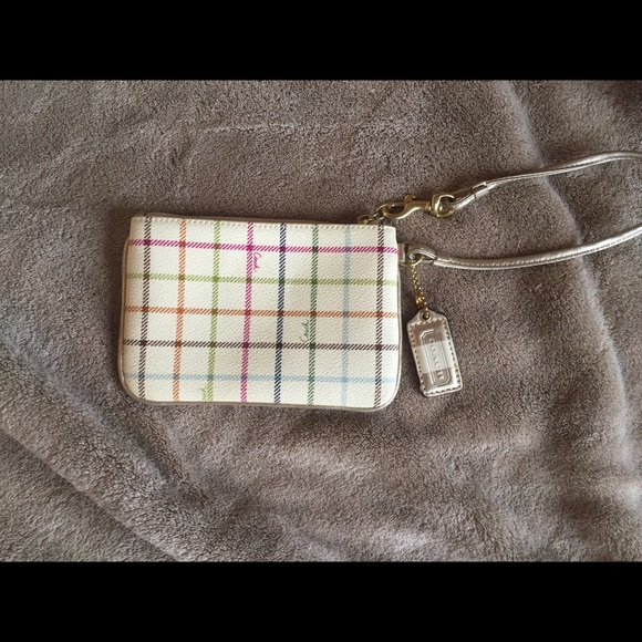 Coach wristlet - Picture 2 of 3