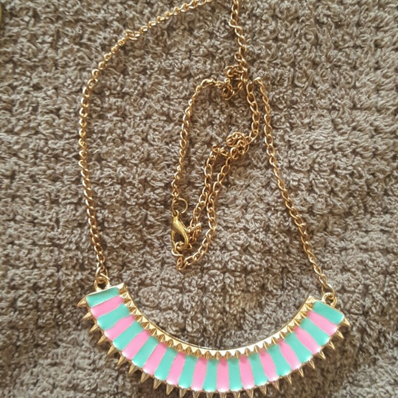 !Cute necklace bundle!