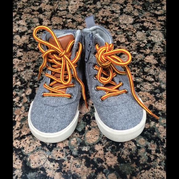 Gap flannel high tops. Toddler size 6