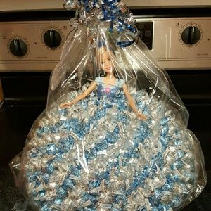 Meet your Posher, Myra