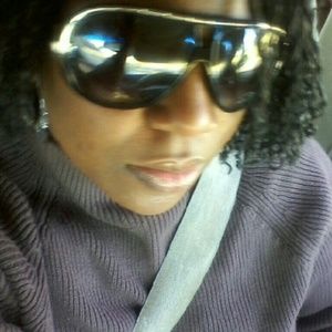 Meet your Posher, Roselyn