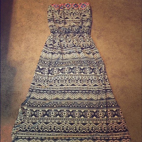 Aztec Maxi Dress with pockets